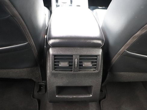 Used 2024 Mitsubishi Outlander AWD image 22