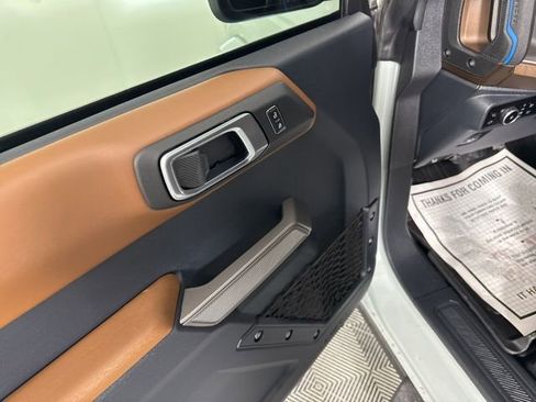 Used 2023 Ford Bronco Outer Banks image 19