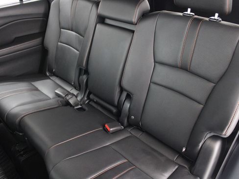 Used 2023 Honda Passport TrailSport image 18
