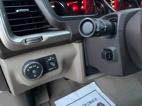 Used 2016 GMC Acadia Denali FWD image 47