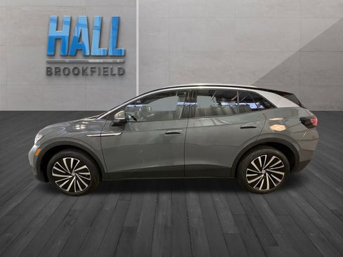 Used 2023 Volkswagen ID.4 Pro S Plus image 2