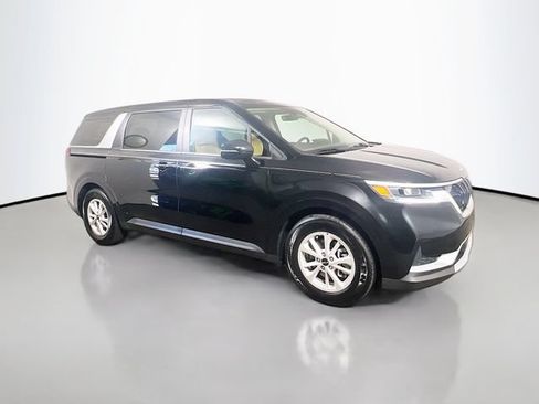 Used 2024 Kia Carnival LX FWD image 20