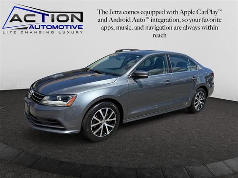 Used 2018 Volkswagen Jetta SE image 4