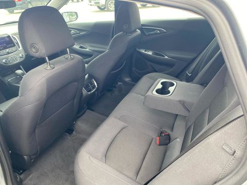 Used 2023 Chevrolet Malibu LT FWD image 6