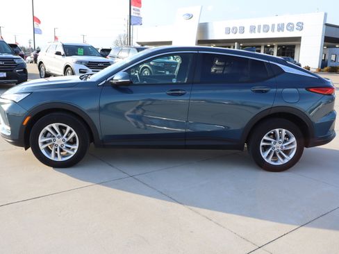 Used 2024 Buick Envista Preferred w/ Convenience I Package image 8