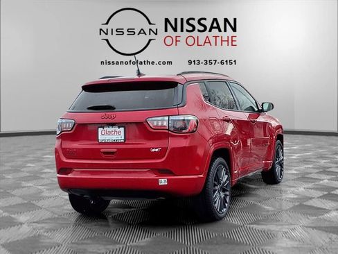 Used 2023 Jeep Compass Limited image 27