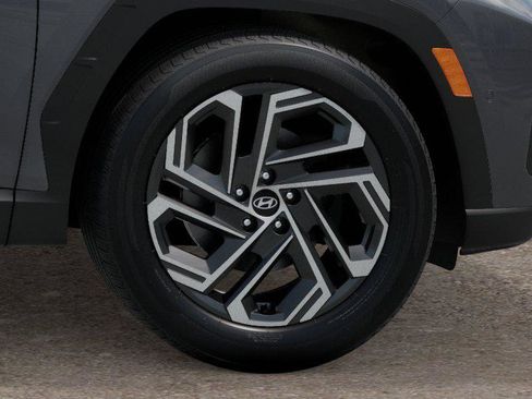 New 2025 Hyundai Tucson Limited image 8