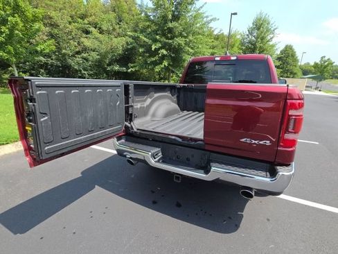 Used 2020 RAM 1500 Limited AWD/4WD image 40