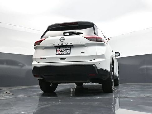 Used 2024 Nissan Rogue SV FWD image 52