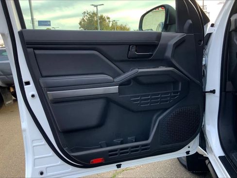 New 2026 Toyota Tacoma SR5 image 10