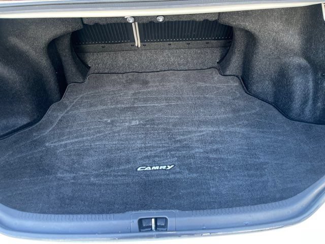 Used 2012 Toyota Camry LE FWD image 26