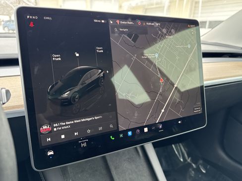 Used 2023 Tesla Model 3 Long Range image 3