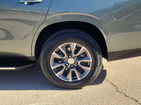 Used 2024 Chevrolet Tahoe LT w/ Luxury Package image 8