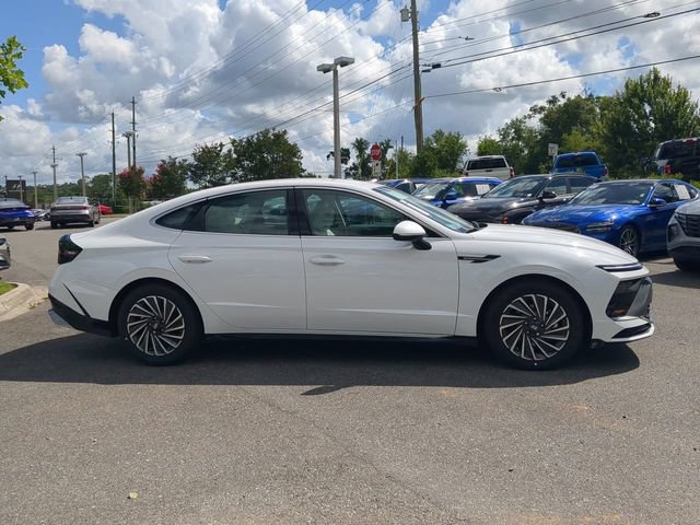 New 2025 Hyundai Sonata SEL FWD image 4