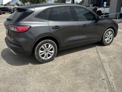 Used 2020 Ford Escape S FWD image 3