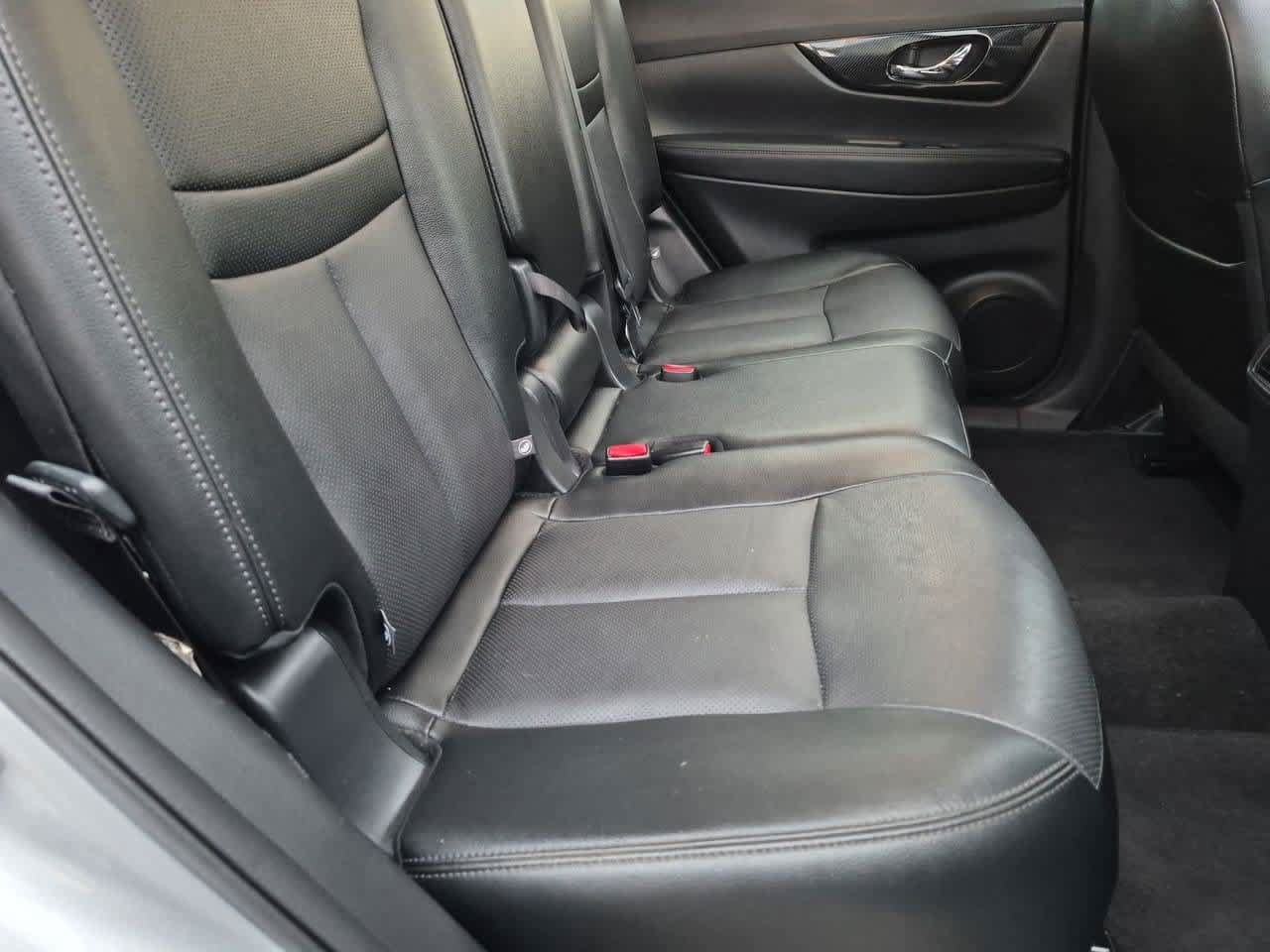 Used 2017 Nissan Rogue SL w/ SL Premium Package AWD/4WD image 13
