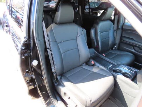 Certified 2023 Honda Passport EX-L image 16