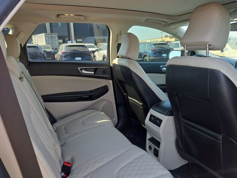 Used 2024 Ford Edge Titanium AWD/4WD image 17