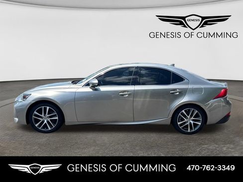 Used 2019 Lexus IS 300 w/ Accessory Package RWD image 4