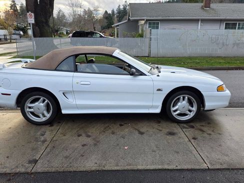 Used 1995 Ford Mustang GT image 4
