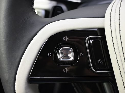 New 2026 Lincoln Aviator AWD w/ Jet Appearance Package image 34