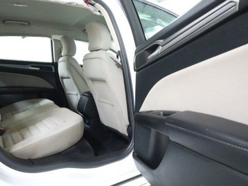 Used 2017 Ford Fusion S FWD image 11