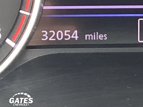 Used 2025 Nissan Sentra SV FWD image 4