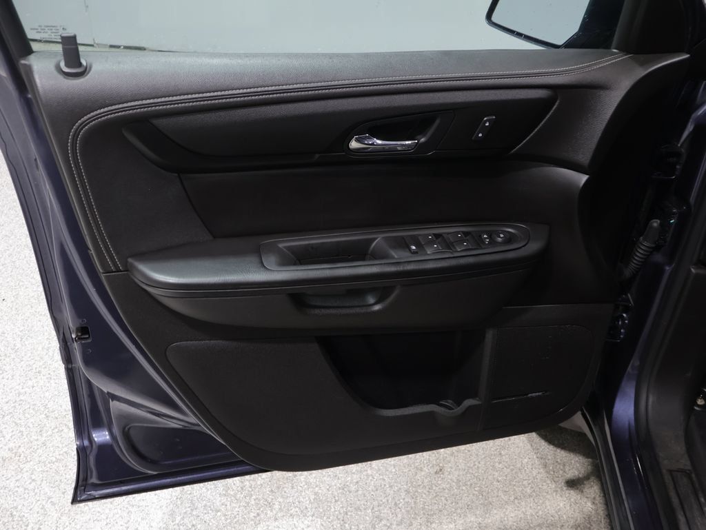 Used 2014 Chevrolet Traverse LT AWD/4WD image 13