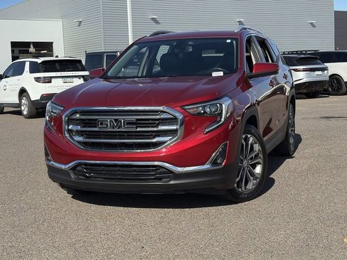 Used 2018 GMC Terrain SLT w/ Preferred Package FWD image 3