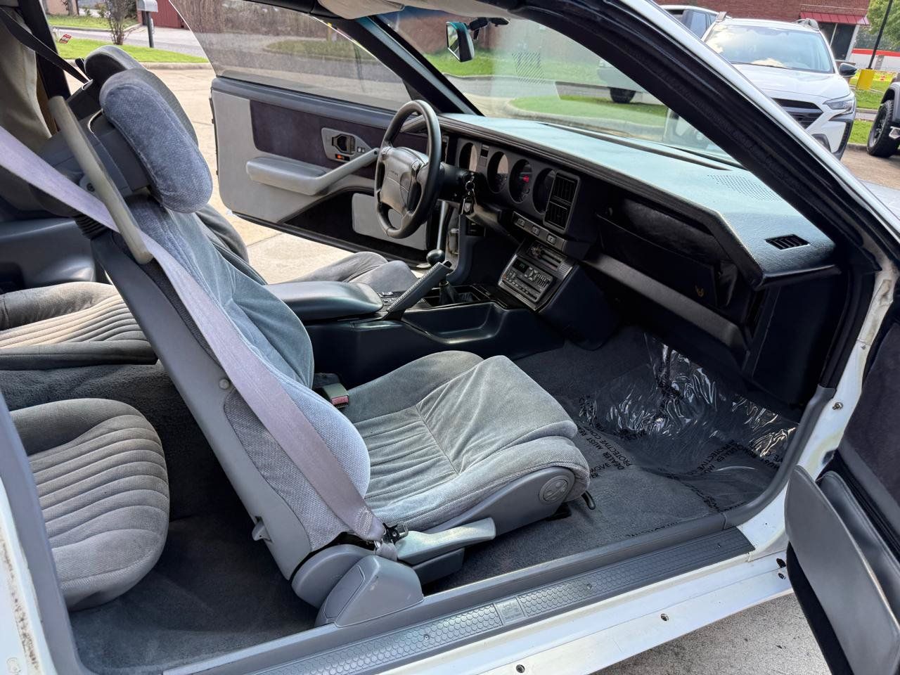 Used 1991 Pontiac Firebird Trans Am RWD image 20