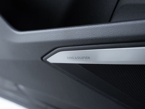 Certified 2023 Audi e-tron S Prestige w/ Prestige Package image 23