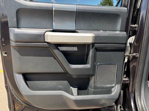 Used 2019 Ford F150 Lariat w/ Equipment Group 502A Luxury AWD/4WD image 16