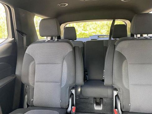 Used 2023 Chevrolet Traverse LT w/ LPO, Floor Liner Package AWD/4WD image 66