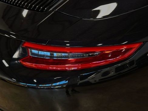 Used 2017 Porsche 911 Carrera image 12