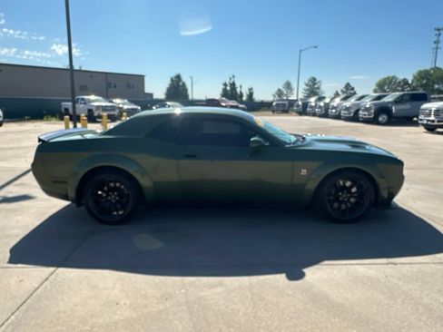 Used 2020 Dodge Challenger R/T Scat Pack RWD image 28