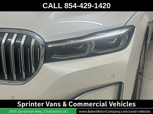 Used 2021 BMW 740i w/ Premium Package RWD image 32