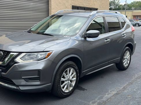 Used 2018 Nissan Rogue SV AWD/4WD image 44