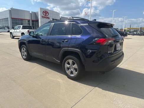 Used 2025 Toyota RAV4 XLE w/ Convenience Package FWD image 3