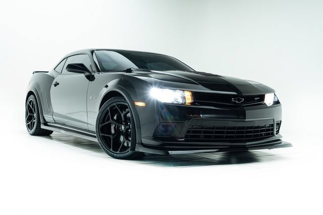 Used 2015 Chevrolet Camaro Z/28 RWD image 5