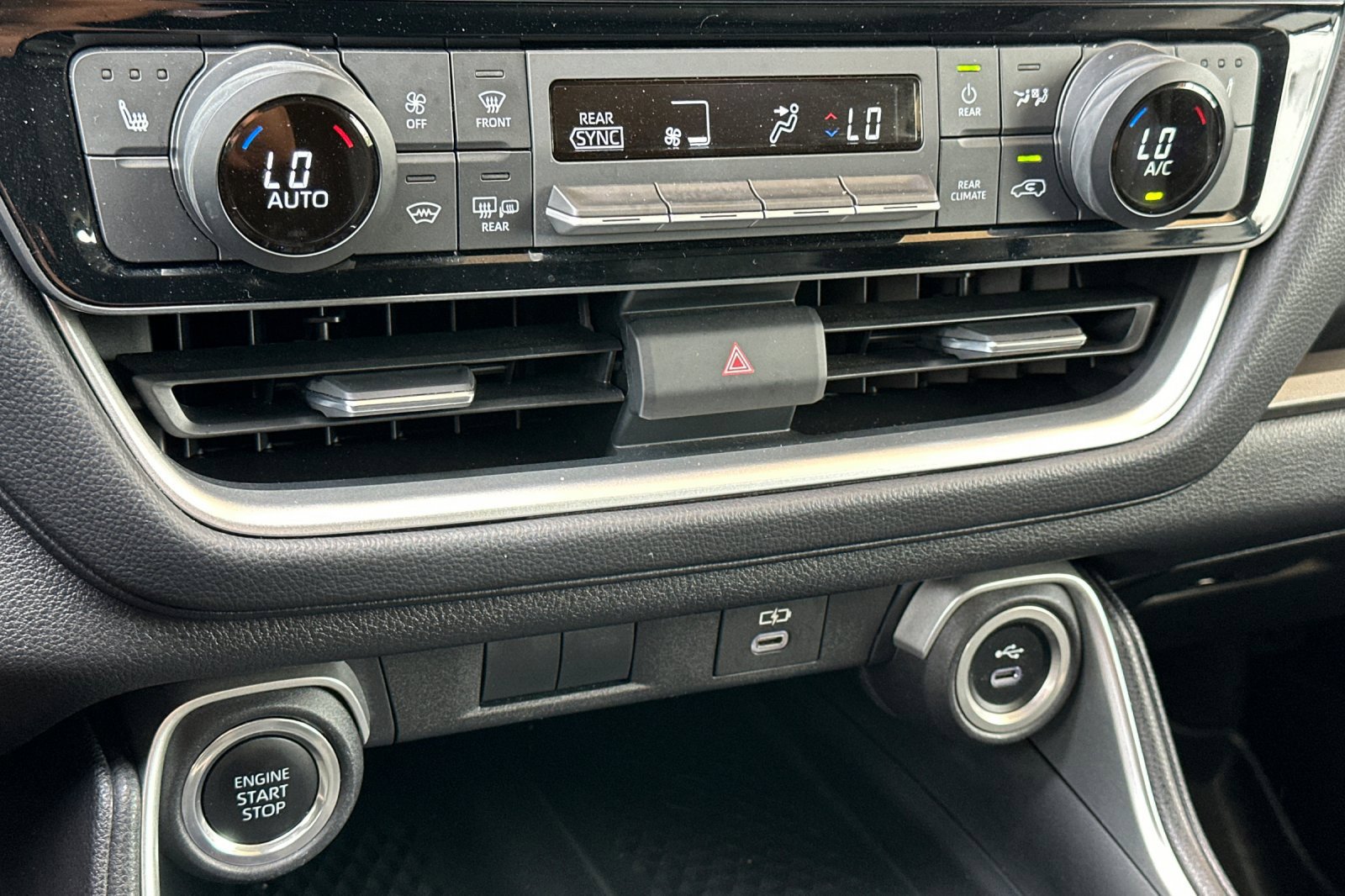 Used 2025 Toyota Grand Highlander FWD image 22