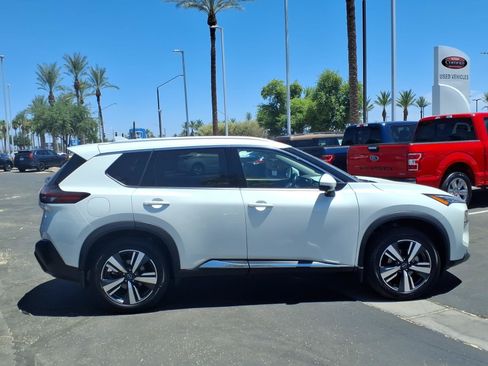 Used 2022 Nissan Rogue SL AWD/4WD image 3
