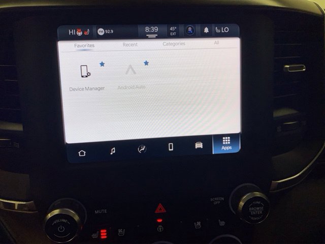 Used 2022 RAM 1500 Laramie AWD/4WD image 5