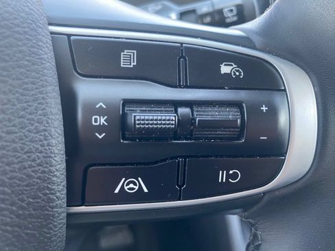 Certified 2023 Kia Sportage EX FWD image 12