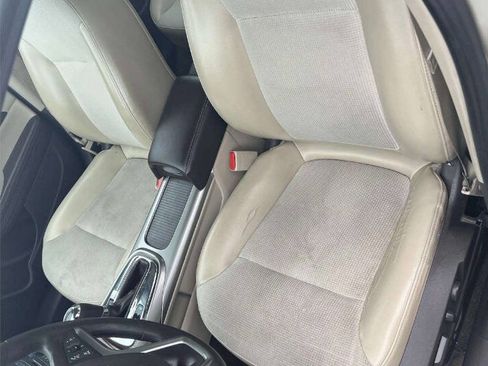Used 2013 Chevrolet Malibu LT w/ Power Convenience Package FWD image 2