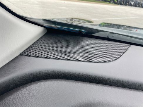 Used 2018 GMC Terrain SLT w/ Preferred Package image 26