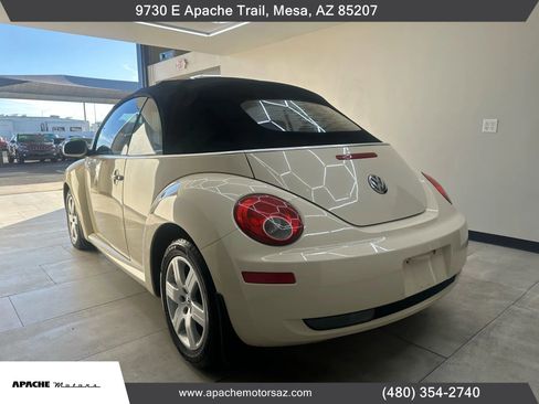 Used 2007 Volkswagen Beetle 2.5 Convertible 2D image 10