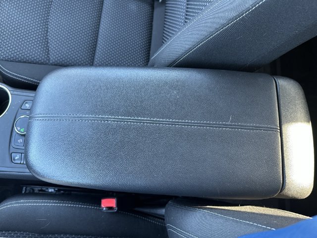 Used 2023 GMC Terrain SLE w/ Driver Convenience Package FWD image 30