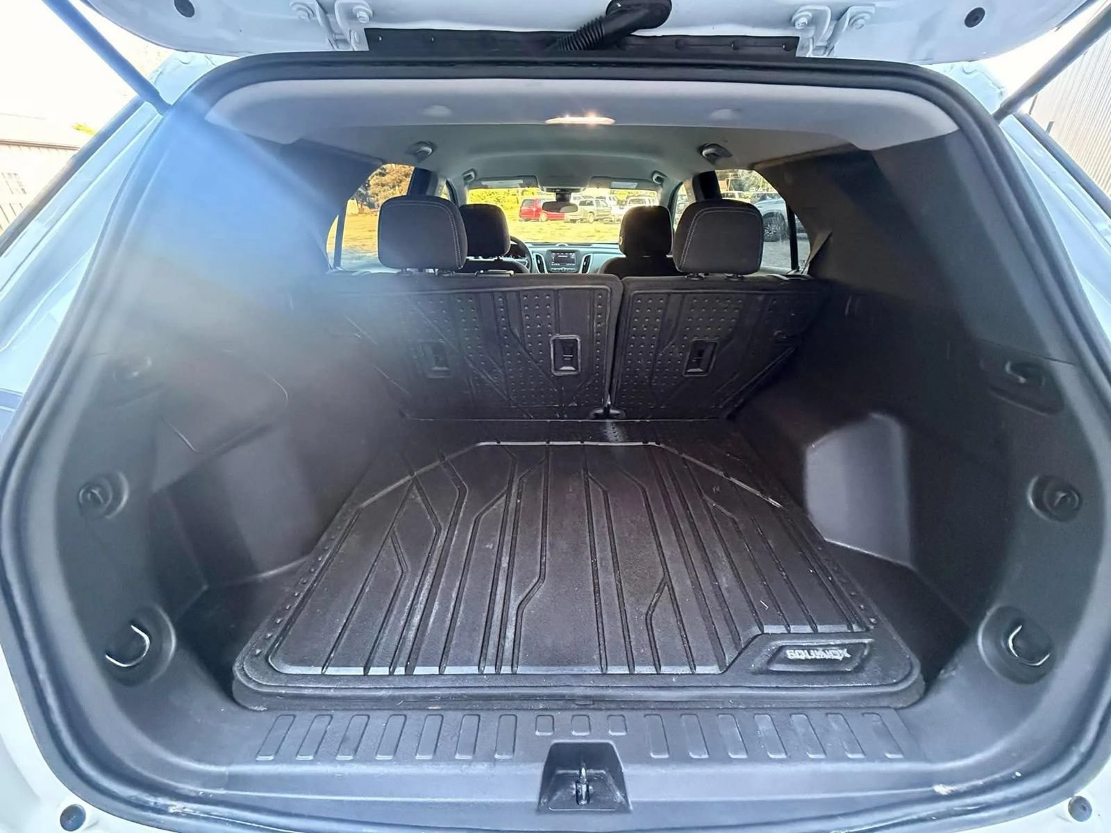 Used 2023 Chevrolet Equinox LS w/ LS Convenience Package FWD image 18