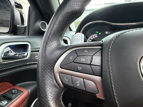 Used 2017 Jeep Grand Cherokee SRT AWD/4WD image 14