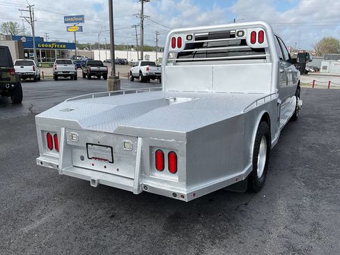 Used 2018 RAM 3500 Laramie image 5